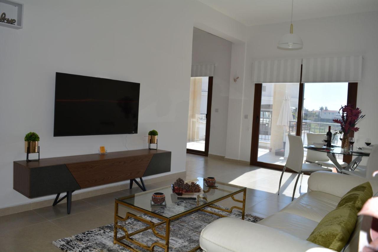 Eleona'S Royal Gardens By Yiota - Luxury 2 Bed Apartment In Exclusive Complex Peyia Exterior photo